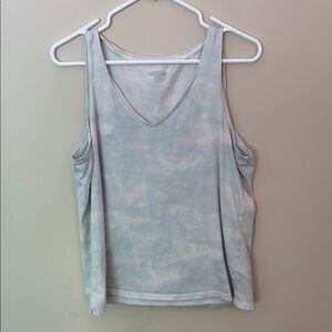 Old Navy White and Blue Sleeveless Tank Top
